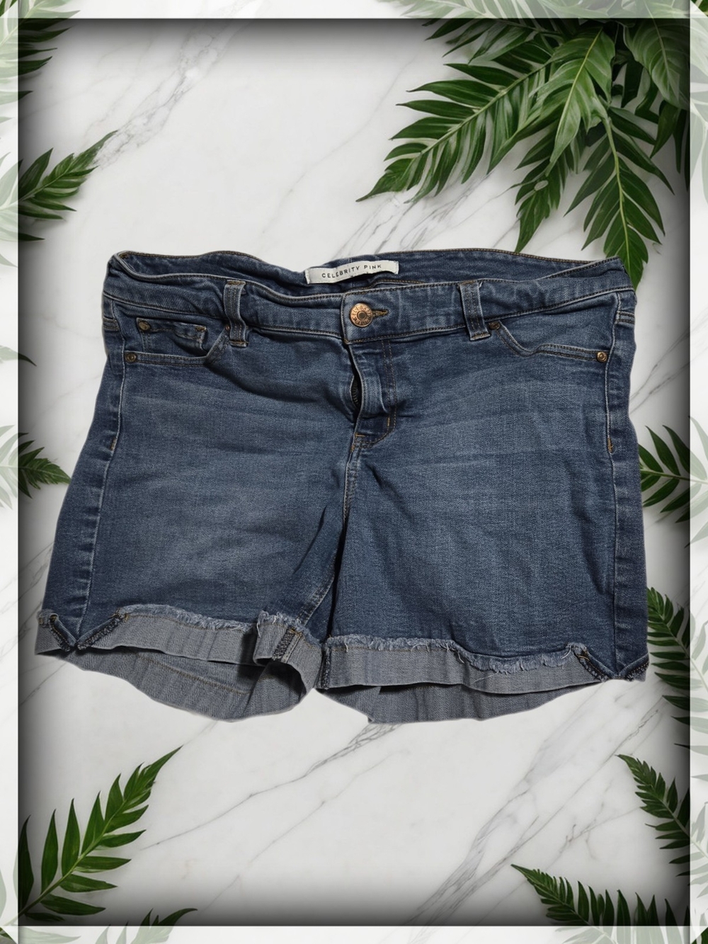 Celebrity Pink Indigo Washed Denim Shorts with Frayed Hem